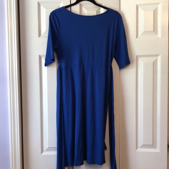 Mother bee Maternity Dress - Picture 3 of 4